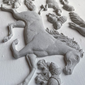 HORSE & HOUND RETIRED ~ IOD Decor Mould
